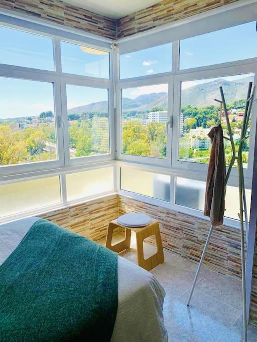 Alterhome Luminoso Estudio Con Piscina Y Maravillosas Vistas 토레몰리노스 외부 사진