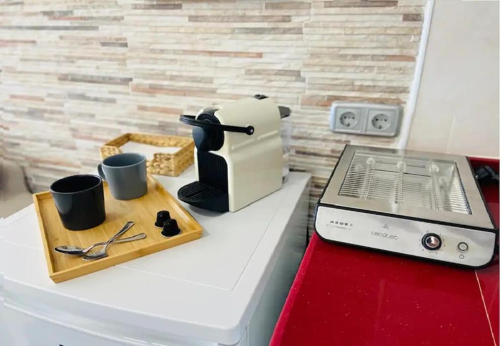 Alterhome Luminoso Estudio Con Piscina Y Maravillosas Vistas 토레몰리노스 외부 사진